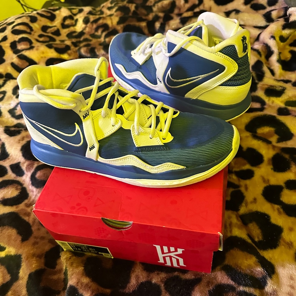 Nike